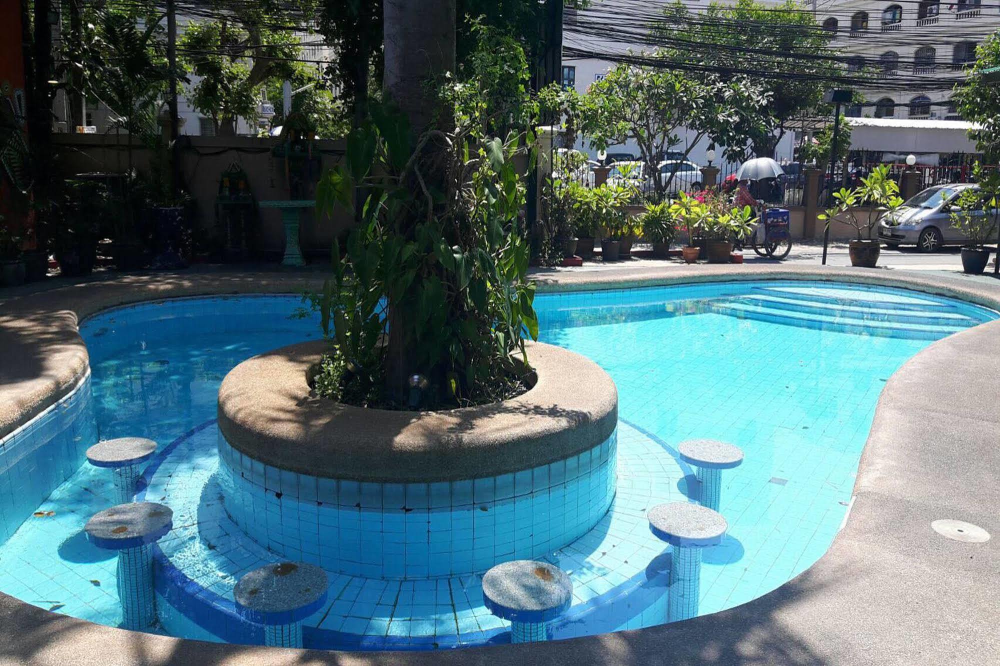 Hotel Shagwell Mansions Pattaya Exteriér fotografie